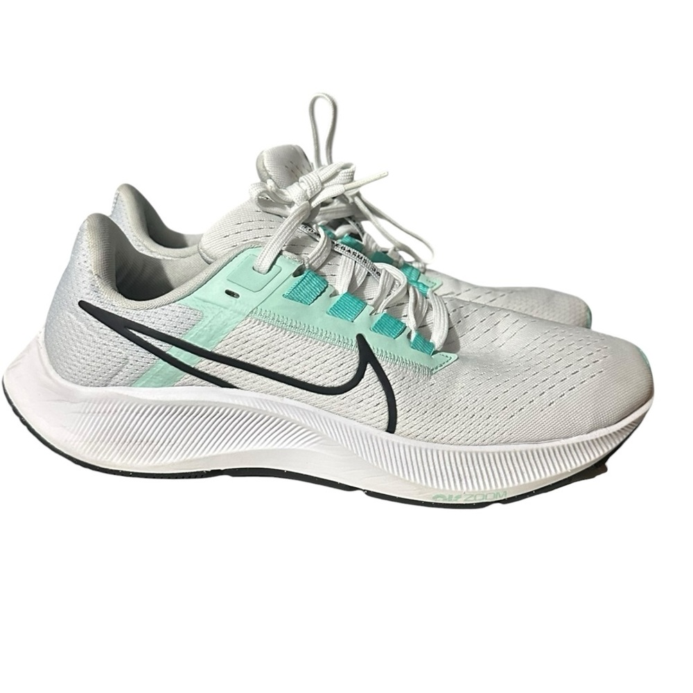 Nike Air Zoom Pegasus 38 Running Shoes Womens White Aurora Green Size 8
